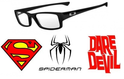 5 Superheroes con gafas